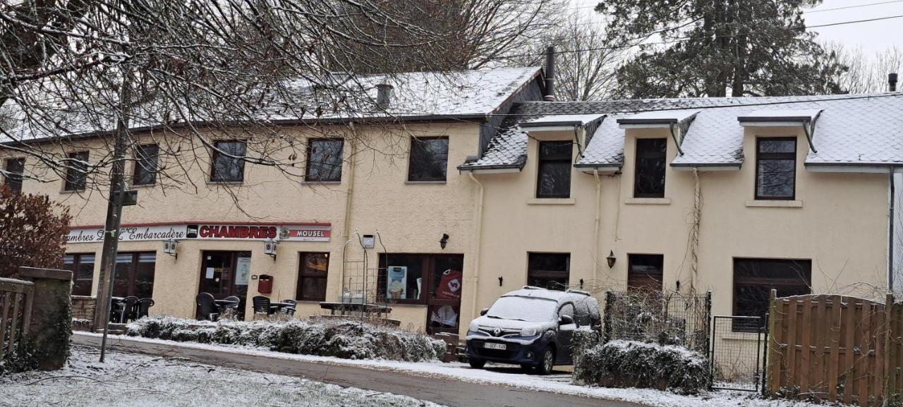 Dikke Vriend , Herberg & Taverne Chiny Exterior foto